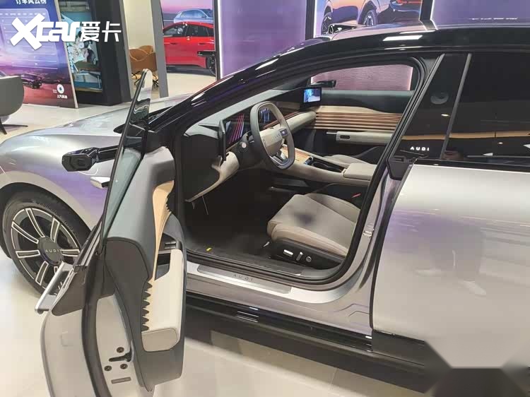 奥迪反向降3万!20万出头捡漏E5 Sportback,真香?