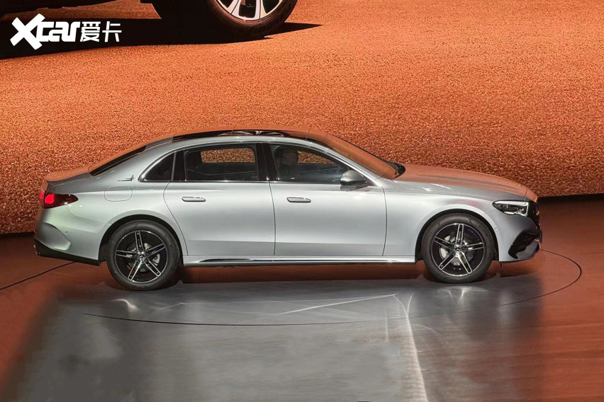 国产全新奔驰e级正式公布上市