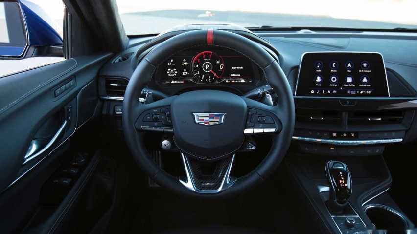 2022-cadillac-ct4-v-blackwing-interior.jpg