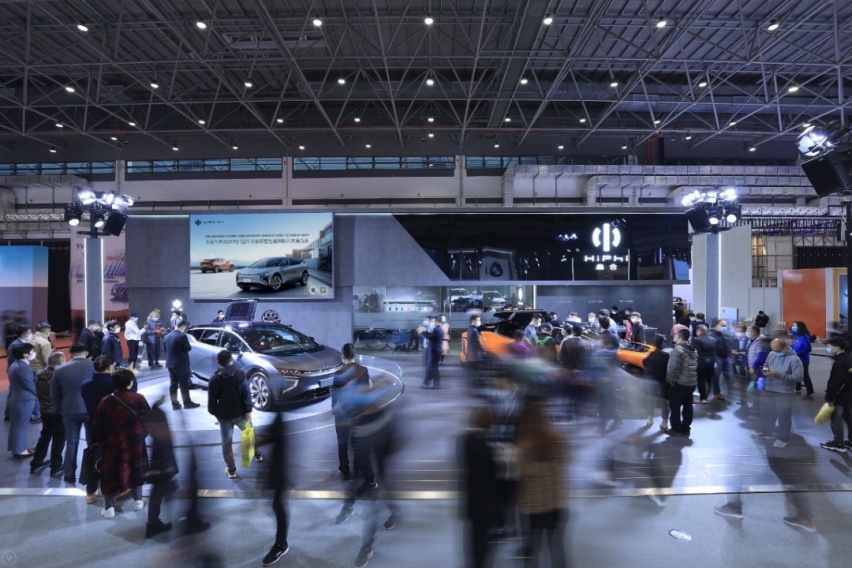高合汽车HiPhi X亮相海南，3000辆创始版即将预订售罄