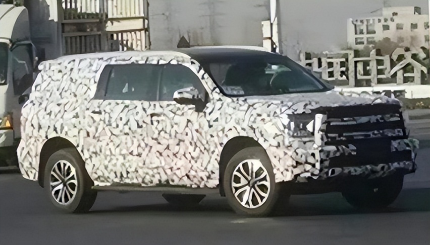 哈弗P04曝光，或15万起，大梁四驱柴油2.4T+8AT