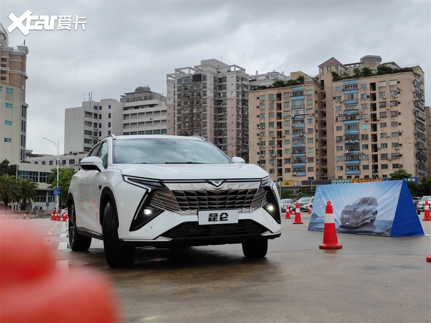 十万级最强产品！这SUV战力拉满 售价只要9.99万起！