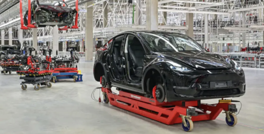 特斯拉Model 3降价还减配？新款车型高温测试曝光！年底前能否交付引