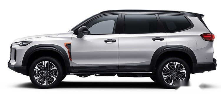 30万级硬派SUV 标配2.0T+四驱 BJ60与大通领地谁更胜一筹？
