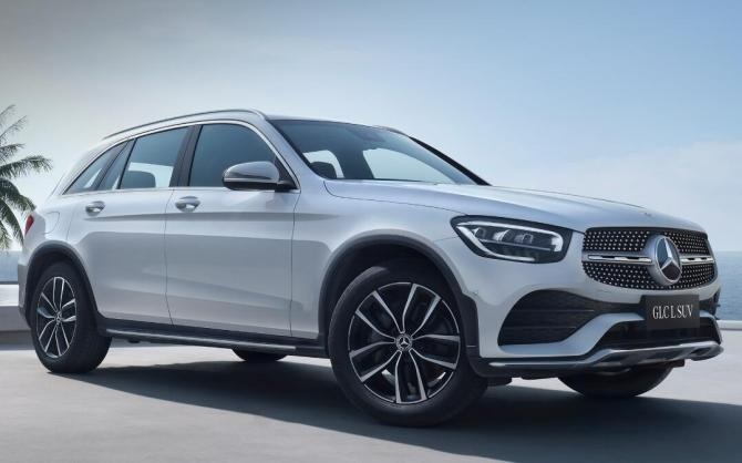 北京奔驰GLC260L.jpg