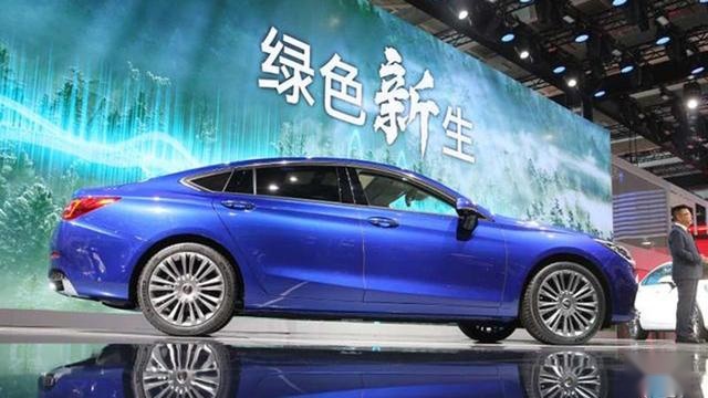 3分钟看车圈：除了新前脸还有三屏，全新哈弗H6要来了