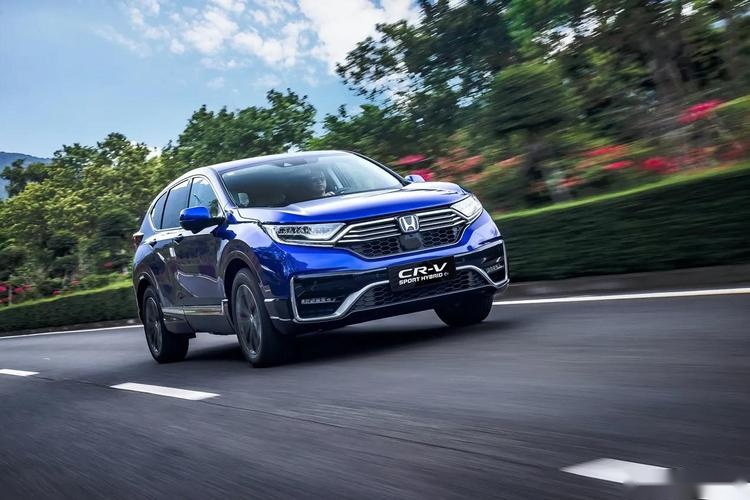 本田 CR-V：明智之选，一箱油跑 900km，经济实惠，耐用皮实的传