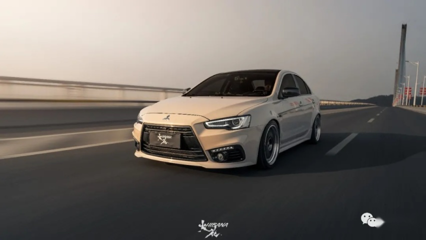保时捷轮毂上身的蓝瑟翼神，从绞牙玩到气动姿态更吸引人