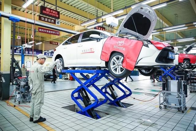 丰桔出行投放900辆“网约神车”,广汽丰田吹响品牌进化号角