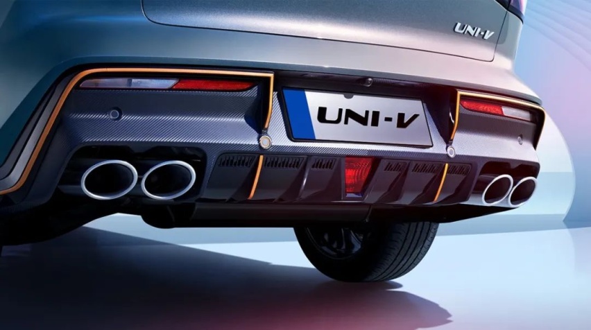 2.0T+8AT的长安UNI-V动了谁的奶酪？