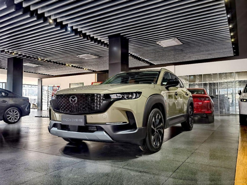 15万预算买2.5L合资SUV？探店马自达CX-50，新增畅行版