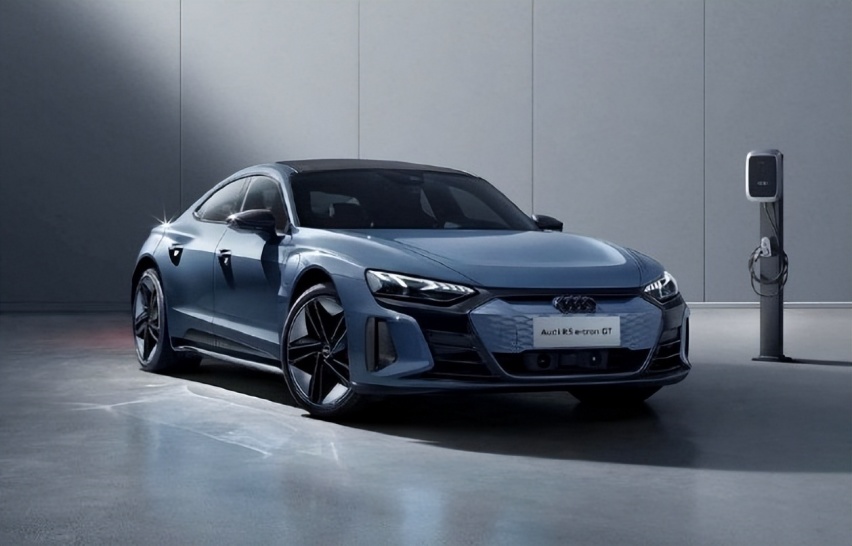 全国限定20台，奥迪RS e-tron GT开启预售，预售价148万元