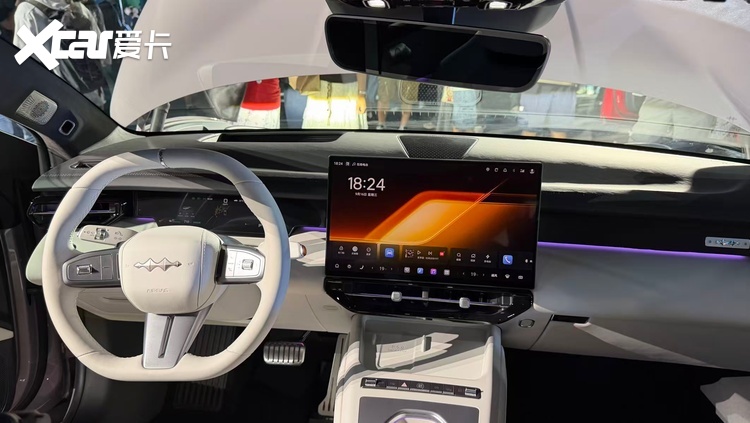 方程S与S GT双车齐发，云辇-A\M可选，价格18.99万起