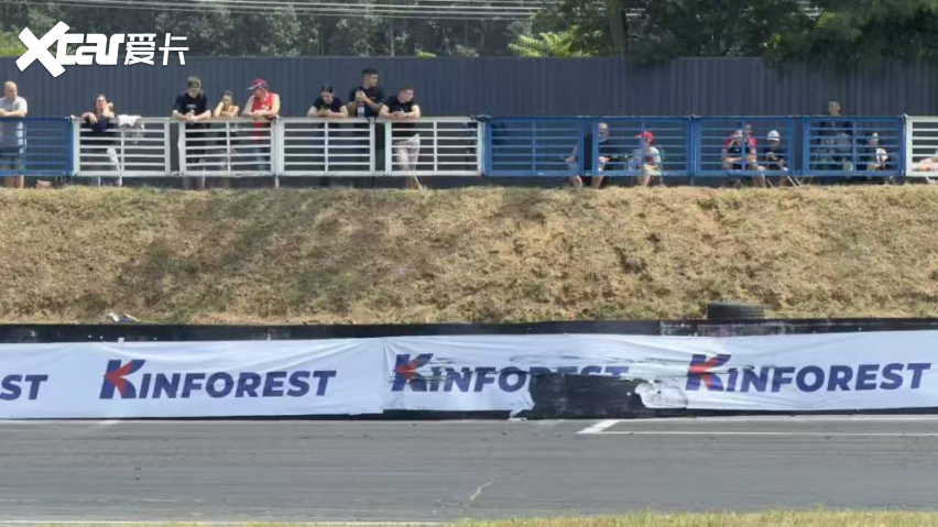 劲风驰再战匈牙利漂移赛事|全新橡胶配方加持,KF550释放赛道极限性能