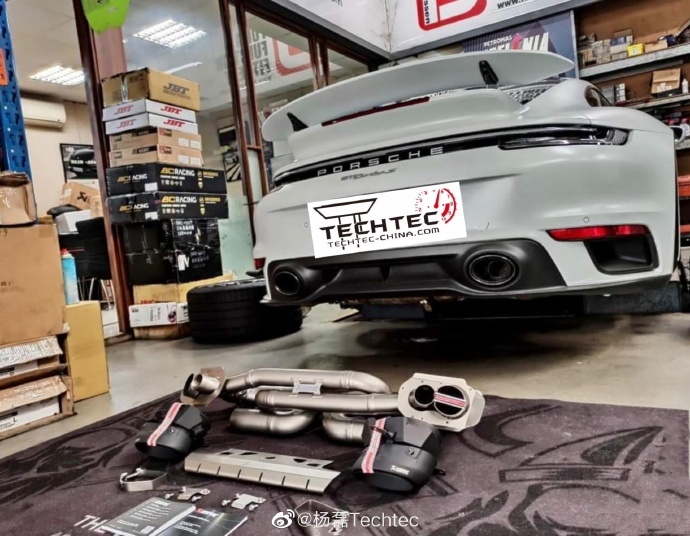 保时捷992 Turbo S改装AK天蝎Akrapovic钛合金排气