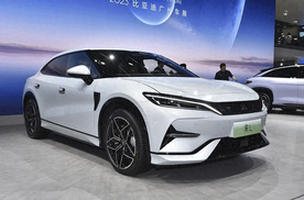 年底压轴款来了！个个颜值与实力兼具 有款号称是千万内最好的SUV