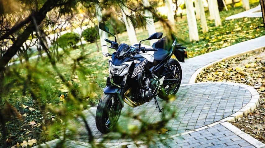 畅销的日系中量级街车，2019川崎Z650有什么本领？