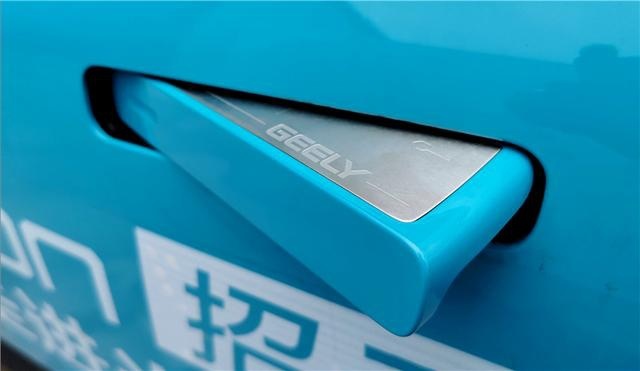 静态评价吉利ICON：设计极简 科技配置独特