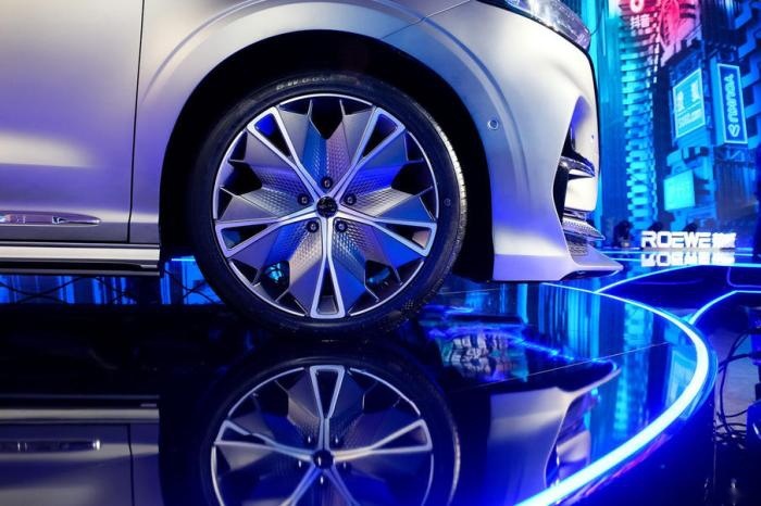 对标别克GL8，荣威高端MPV—iM8抢先看