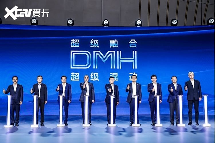 “入门即享长续航大动力” 荣威D5X DMH限时权益价10.98万起