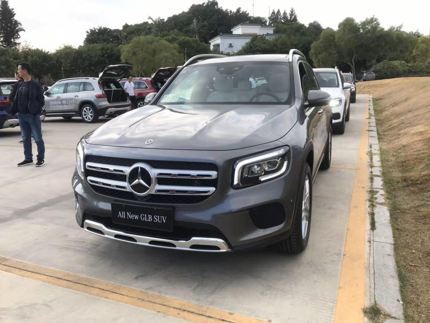 奔驰GLB售价31.48万元起 小7座的“G”级你会喜欢么？
