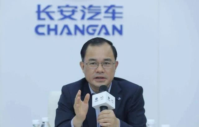 华荣时代降临 长安是否准备好迎接“三位一体”的新王
