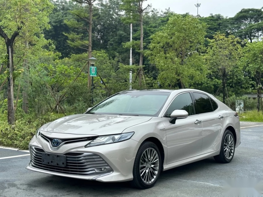 明明15万可以买很不错的燃油车，为什么偏偏还要多花钱买新能源？