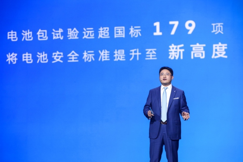 【上市新闻稿】智能电动 开始大众 ID.4 CROZZ首批车主交付1347.jpg