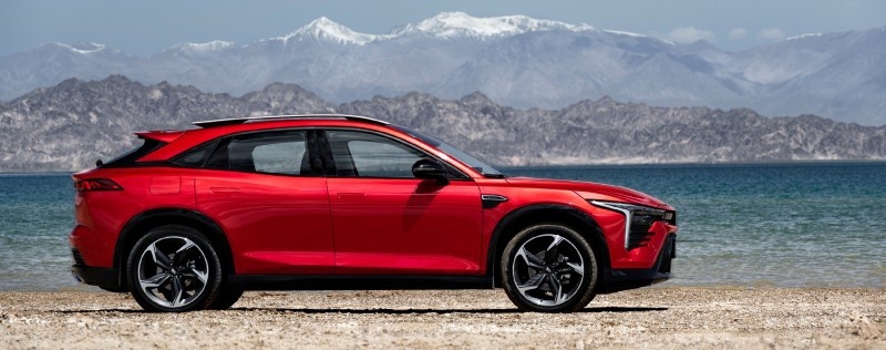 12万买2.0T轿跑SUV 奔腾B70S是个不错的选择