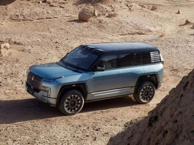 ​迪子又破纪录了， 百万级 SUV仰望 U8上市交付突破5000辆