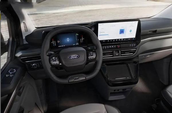 用车理念大不同！福特电动MPV Tourneo Custom在中国只能