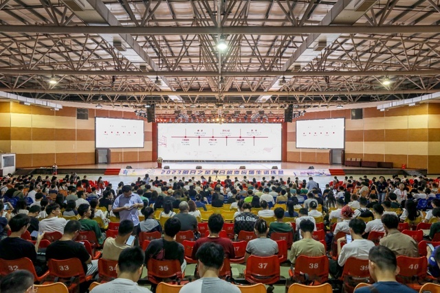 三问比亚迪：“技术鱼池”之外，“人才鱼池”将成为又一胜负手？