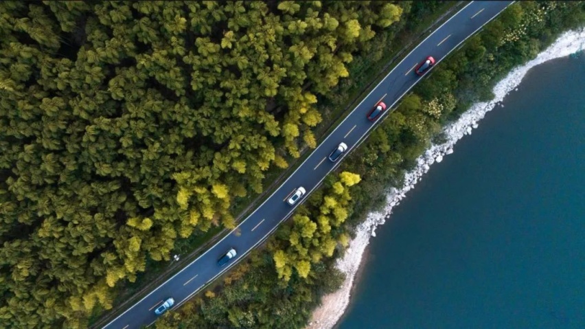 驭奥迪Q5 e-tron“修行”浙北大峡谷，静享自然纯粹驾乘感