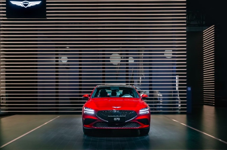 2022成都国际车展，捷尼赛思GV80四座及六座车型上市