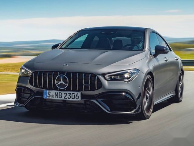 全新梅赛德斯-CLA 45 S官图曝光 搭2.0T发动机