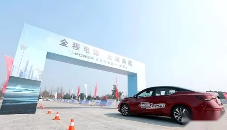 轩逸有了新帮手，e-POWER版本到来，年度轿车冠军的位置更稳了