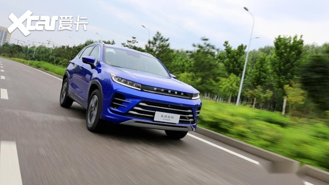 星途追风对比哈弗H6：“豪装瑞虎”干得过“H6”吗？
