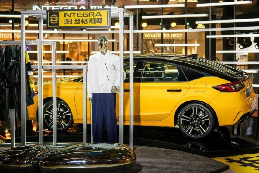 什么是年轻人该玩的车，五门轿跑型格HATCHBACK给你答案