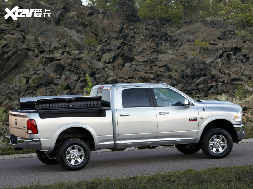 道奇Ram 2500 Power Wagon 75周年
