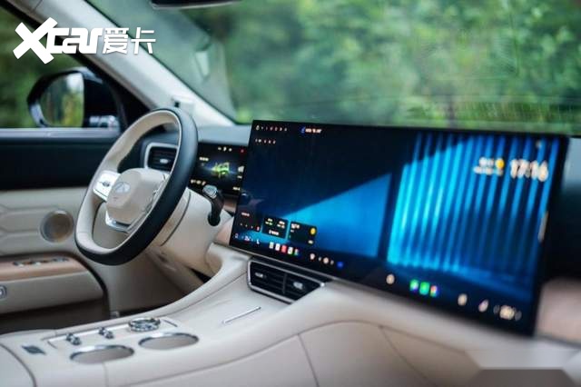 大六座SUV“井喷”,风云T11的用户价值分析