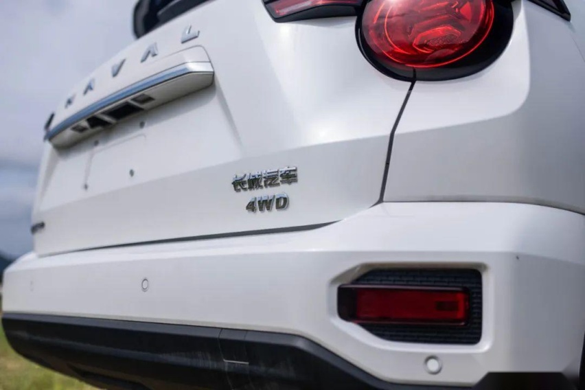 15万预算还想买后桥带锁的SUV？我提了这台同级唯一之选