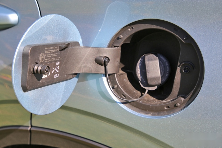 电机随时待命，动态表现提升明显，试驾哈弗第三代H6 PHEV