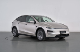 轴距超3米大六座！特斯拉Model Y L版横空出世，布局细分市场争份额