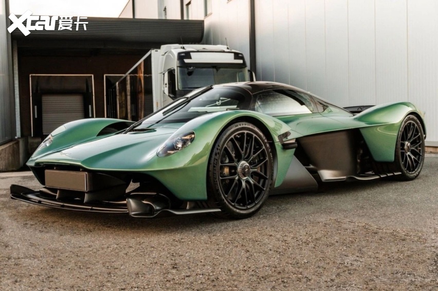 地表最强量产车?阿斯顿·马丁valkyrie现身荷兰仅需39枚虚拟货币