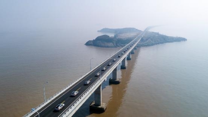 连续9年销冠，吉利帝豪用12年刻画中国轿车“UP”吉尼斯纪录