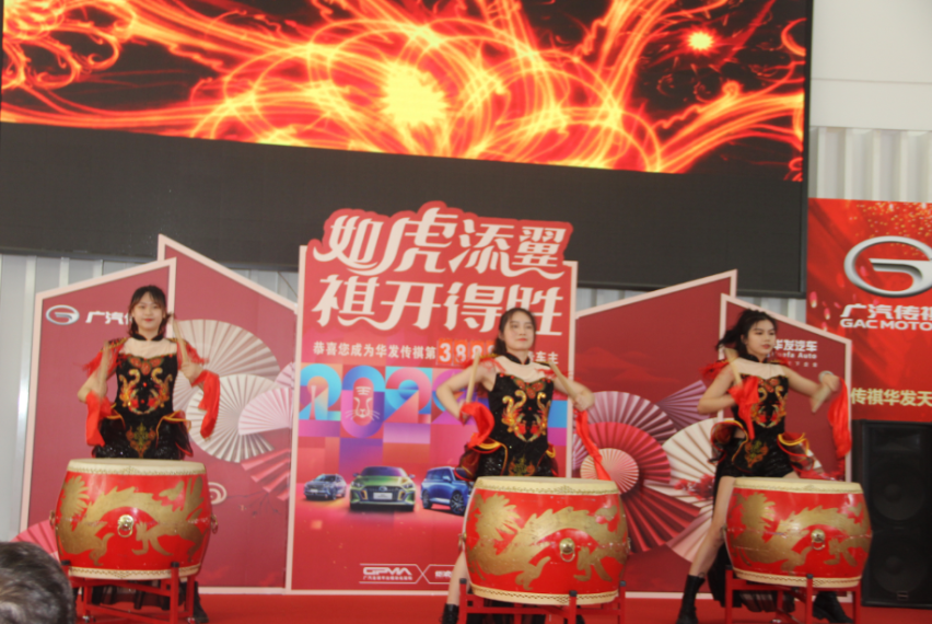 热烈祝贺广汽传祺珠海华发天成店焕新开业