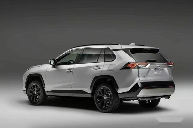 2024款RAV4荣放加量还降价，现款直降4万，新款值得等吗？