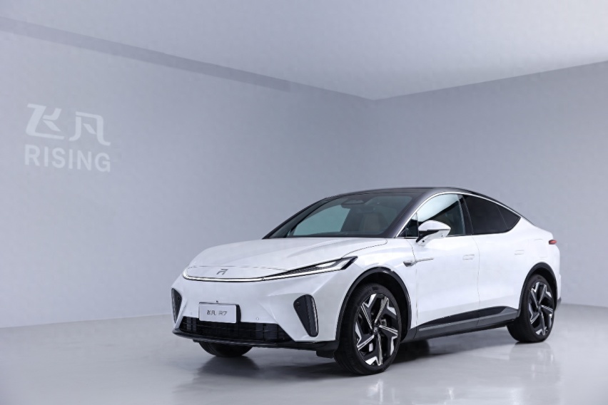 小鹏G6对比2024款飞凡R7 谁是“经济适用”车？