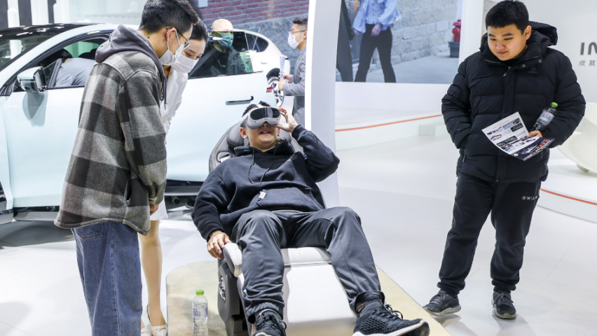 2023齐鲁国际车展1号馆，智己LS7来了！