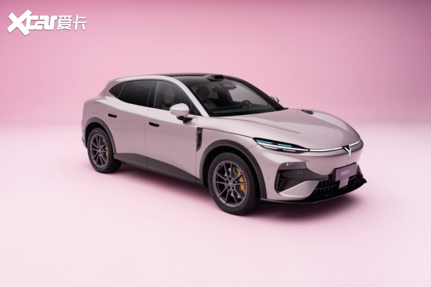 帅就完事了?岚图追光S定位FUV预售价30.99万